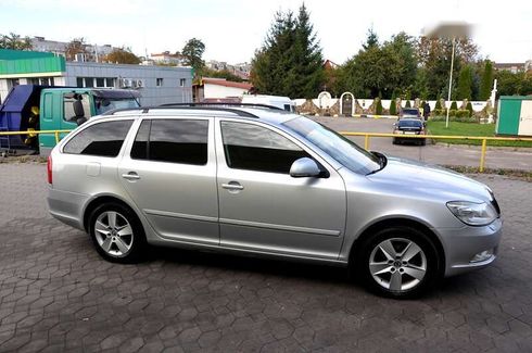 Skoda Octavia 2009 - фото 11