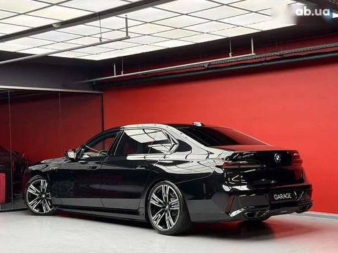 BMW 7 серия 2023 - фото 30