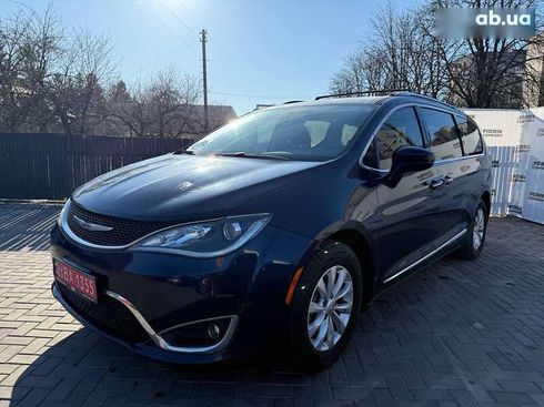 Chrysler Pacifica 2019 - фото 2