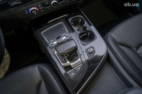 Audi Q7 2016 - фото 26