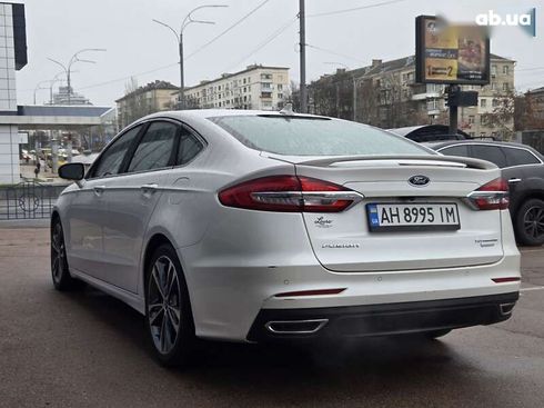 Ford Fusion 2019 - фото 5