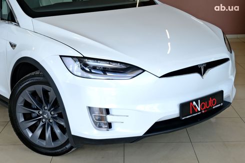 Tesla Model X 2019 белый - фото 3
