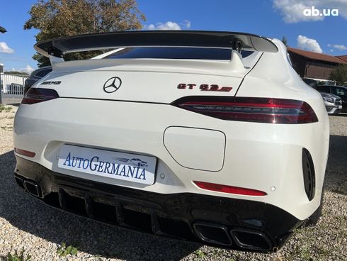 Mercedes-Benz AMG GT 4 2022 - фото 39