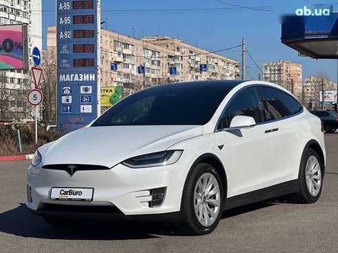 Tesla Model X 2019 - фото 8