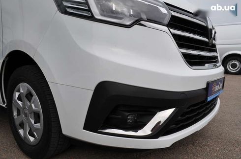 Renault Trafic 2021 - фото 24