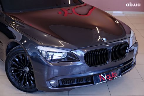 BMW 7 серия 2012 черный - фото 3