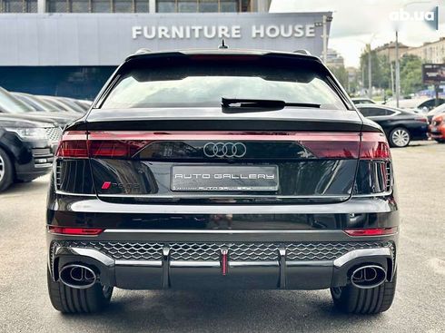Audi RS Q8 2025 - фото 2