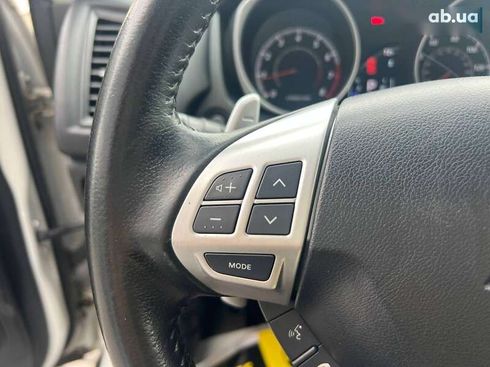 Mitsubishi Outlander 2013 - фото 12