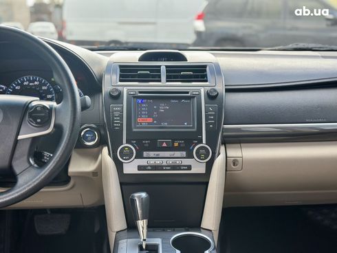 Toyota Camry 2013 черный - фото 13