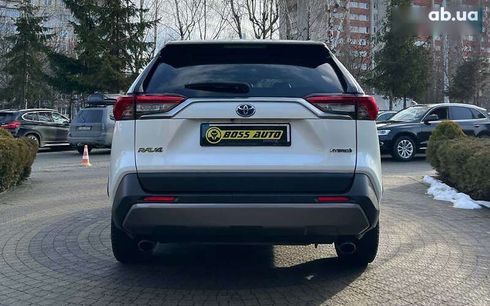 Toyota RAV4 2019 - фото 6