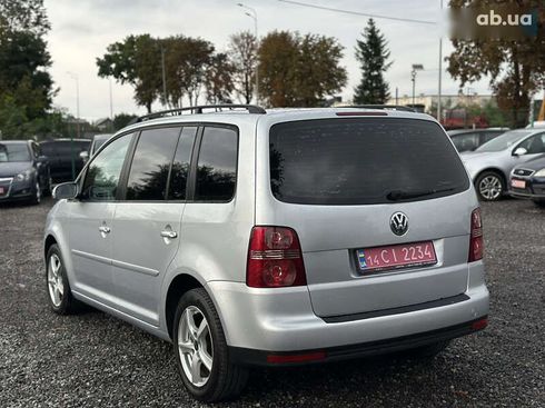 Volkswagen Touran 2007 - фото 19