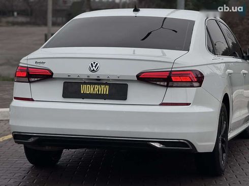 Volkswagen Passat 2019 - фото 19
