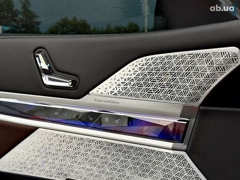 BMW i7 2022 - фото 30