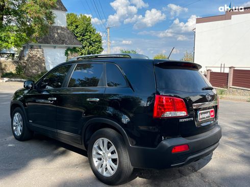 Kia Sorento 2010 черный - фото 17