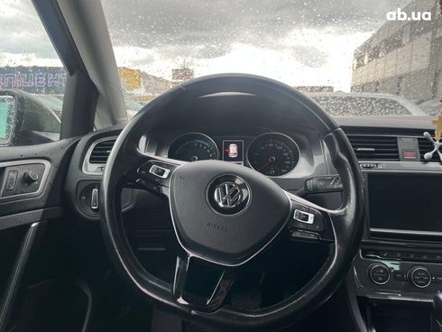 Volkswagen e-Golf 2015 серый - фото 15