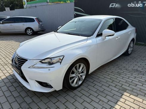 Lexus IS 2013 - фото 12