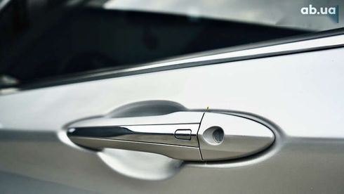 Infiniti Q60 2017 - фото 15