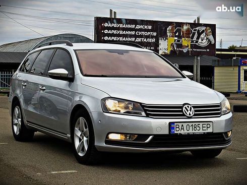 Volkswagen Passat 2014 - фото 2