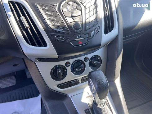Ford Focus 2014 - фото 28