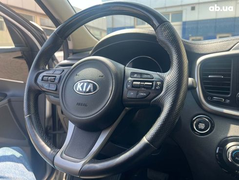 Kia Sorento 2015 серый - фото 47