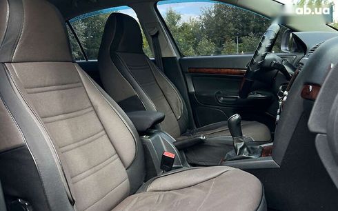 Skoda Octavia 2011 - фото 19