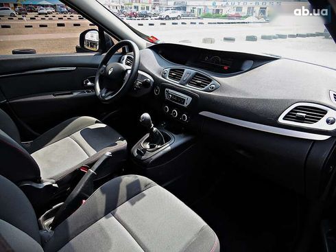 Renault Scenic 2014 - фото 14