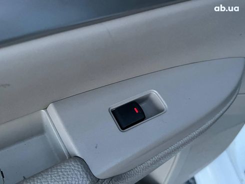 Subaru Legacy 2010 белый - фото 30