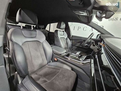 Audi Q8 2022 - фото 10