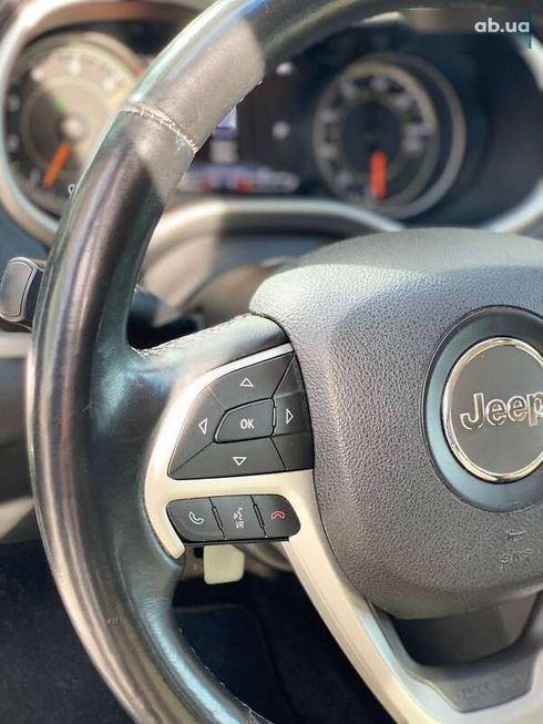 Jeep Cherokee 2016 - фото 30