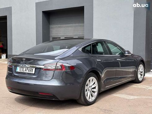Tesla Model S 2018 - фото 9
