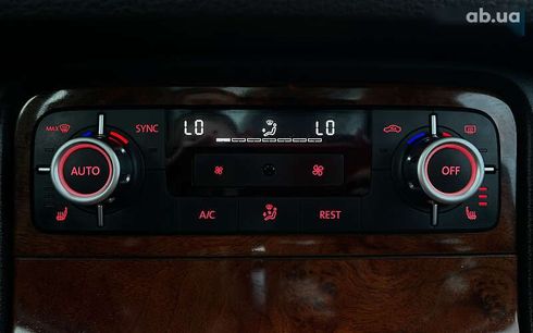 Volkswagen Touareg 2013 - фото 17