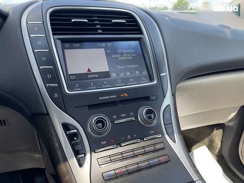 Lincoln MKX 2017 - фото 21