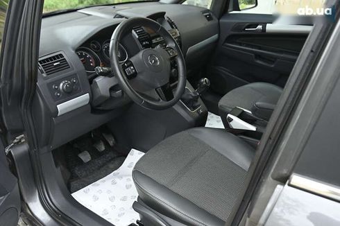 Opel Zafira 2009 - фото 17