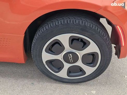 Fiat 500E 2017 - фото 14