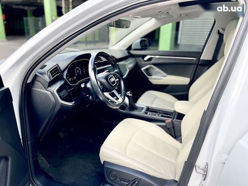 Audi Q3 2019 - фото 20