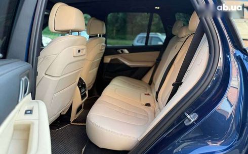 BMW X5 2021 - фото 25