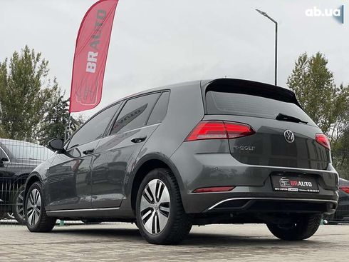Volkswagen e-Golf 2020 - фото 21