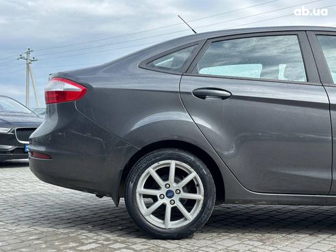Ford Fiesta 2019 серый - фото 11