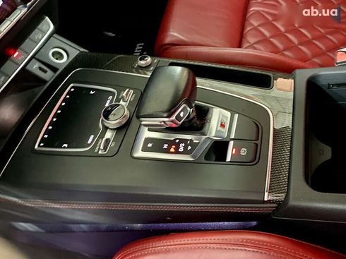 Audi SQ5 2018 - фото 30