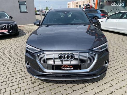 Audi E-Tron 2019 - фото 2