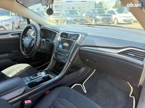 Ford Fusion 2017 - фото 25