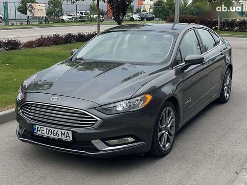 Ford Fusion 2017 - фото 8
