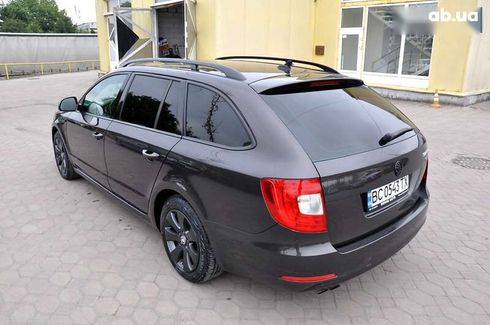 Skoda Superb 2011 - фото 11