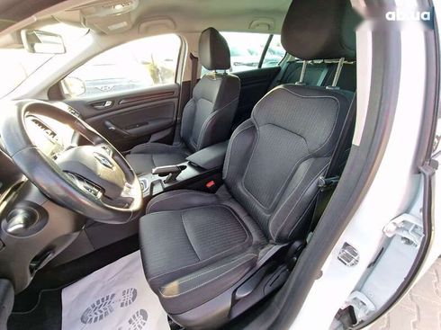 Renault Megane 2017 - фото 19