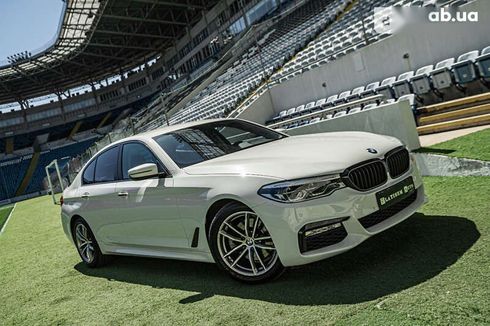 BMW 5 серия 2017 - фото 8