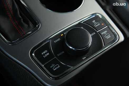 Jeep Grand Cherokee 2018 - фото 18