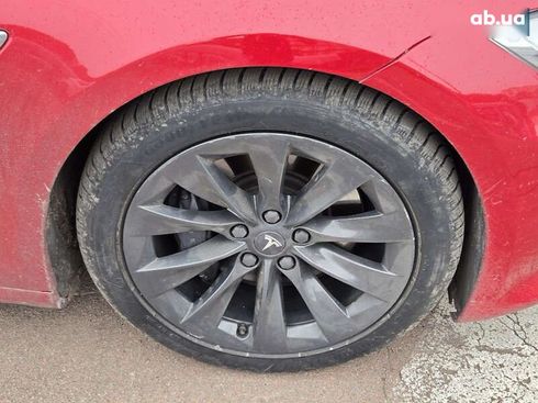Tesla Model S 2019 - фото 19