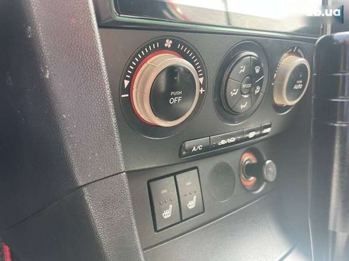 Mazda 3 2006 - фото 13