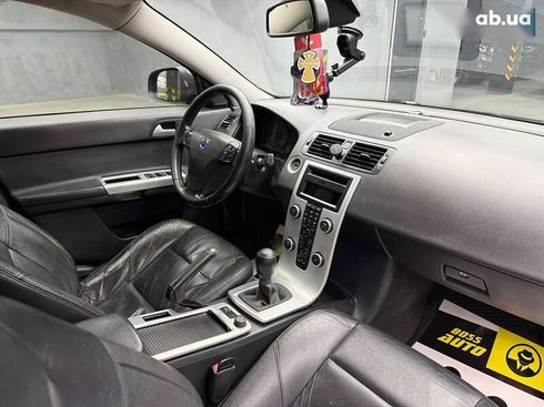 Volvo V50 2010 - фото 15