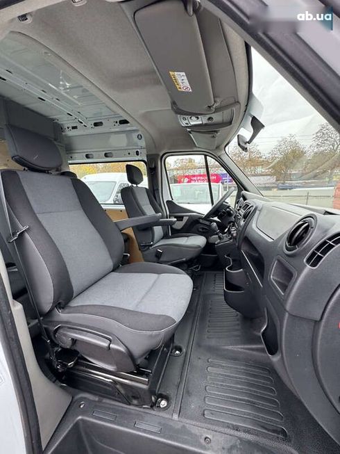 Renault Master 2015 - фото 21